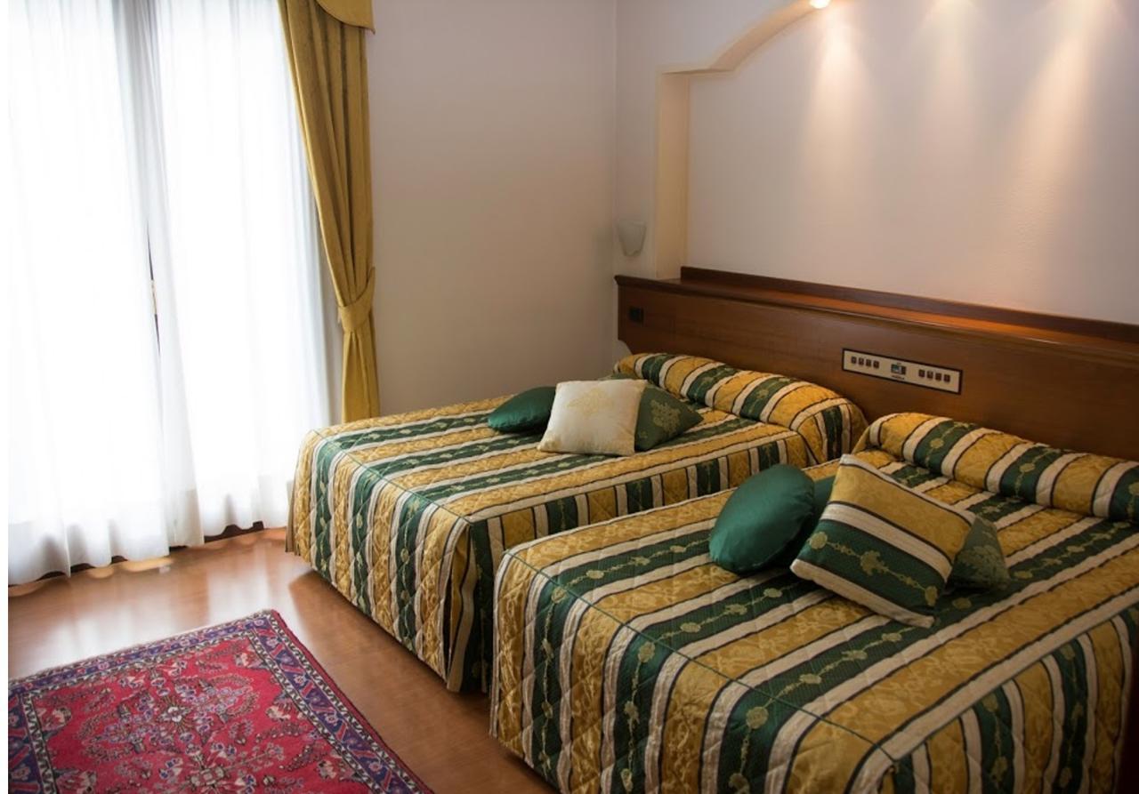 Hotel Piroga Padova Сельваццано-Дентро Экстерьер фото